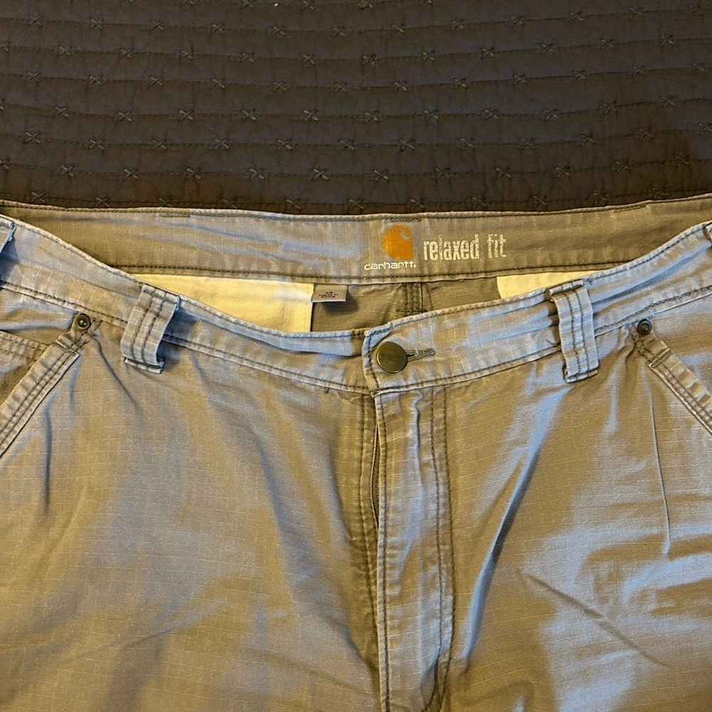 Carhartt Relaxed Fit Men's Flat Front Greenish Gray Cargo Shorts - Picture 2 of 7